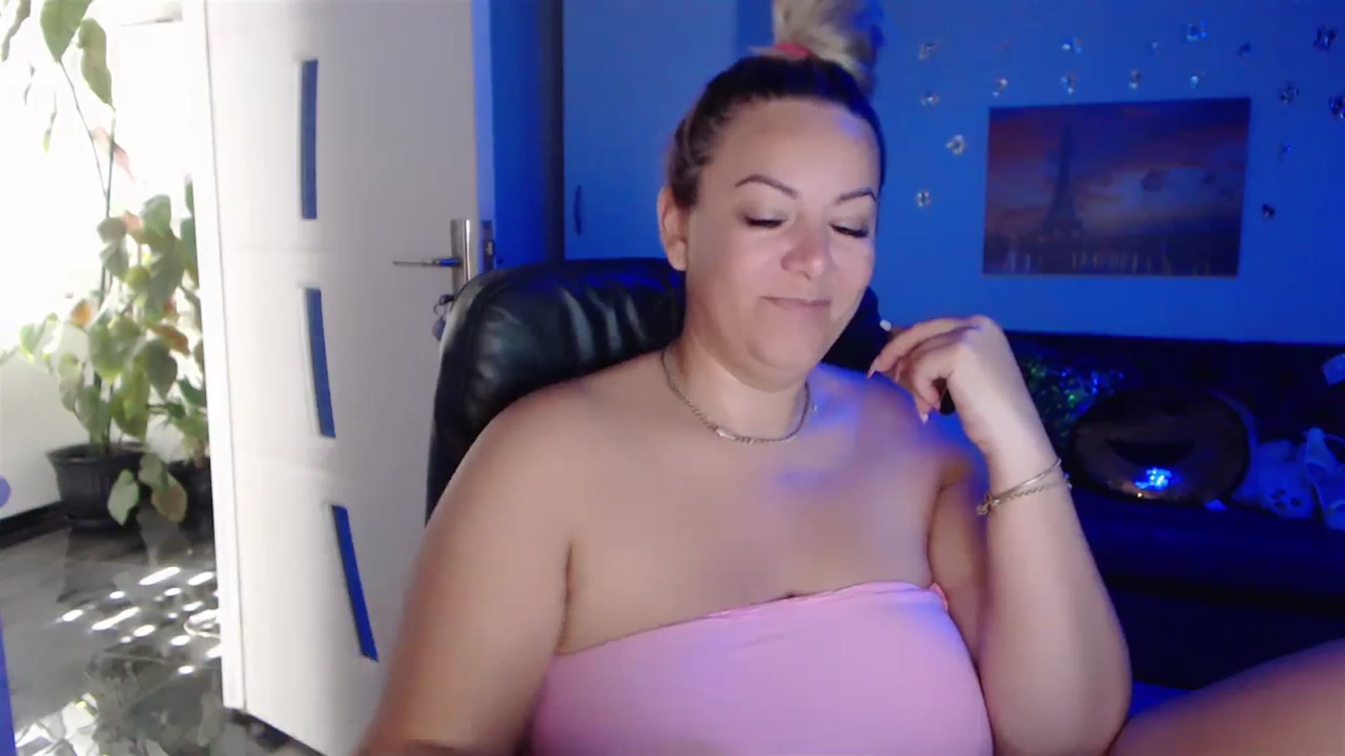A_baby_Boo video thumbnail