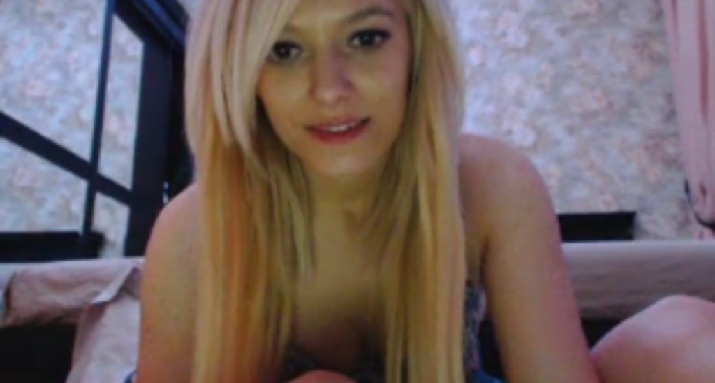 AwesomeBlonde video thumbnail