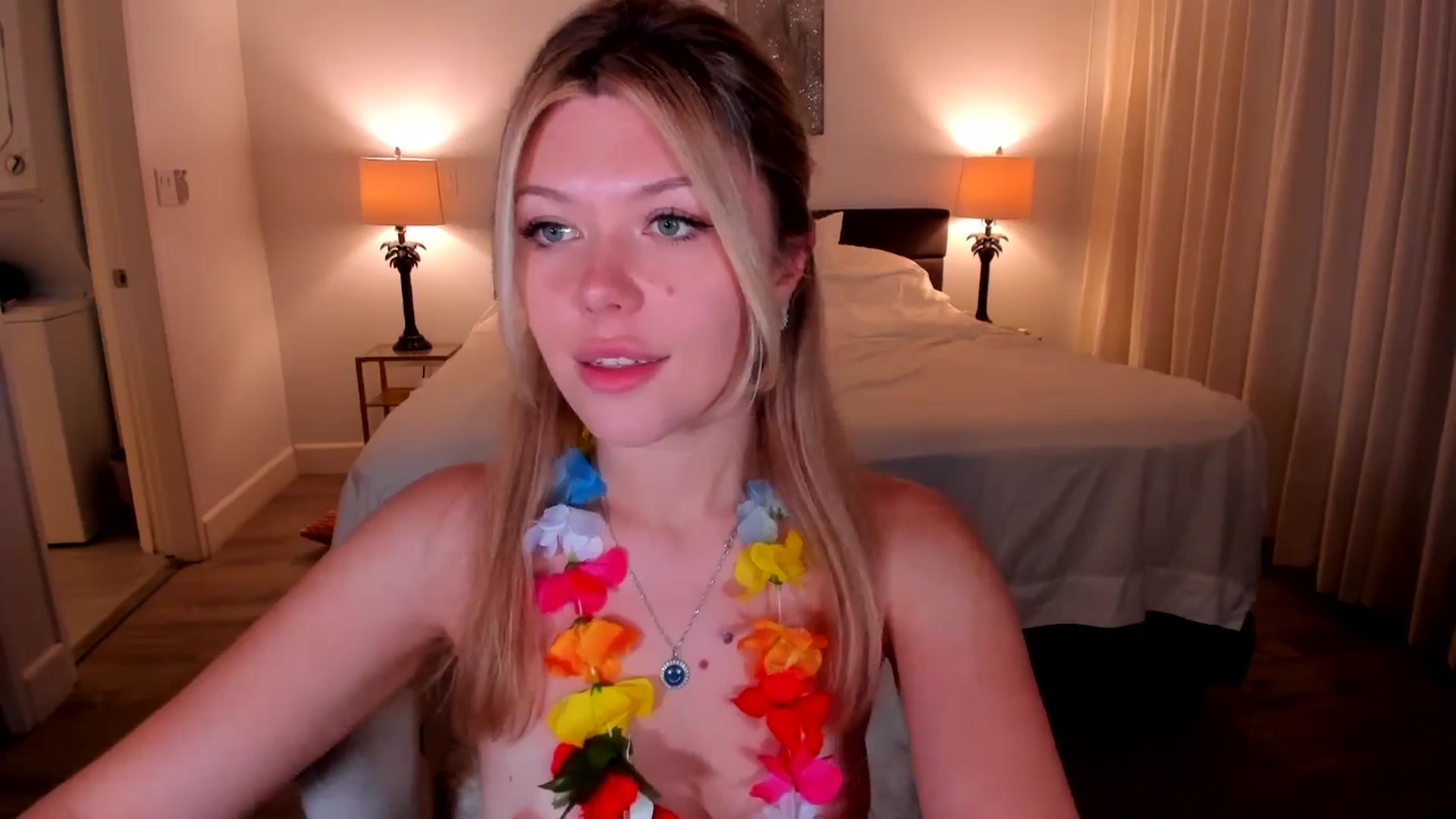 Just_Vi video thumbnail