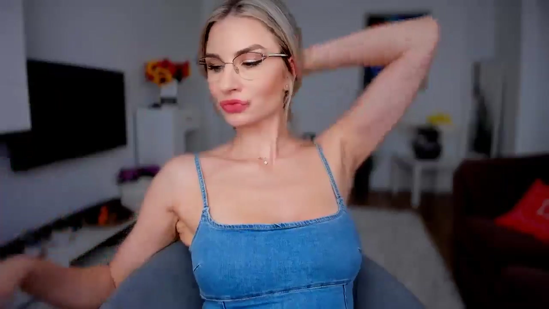 AlyMiss video thumbnail