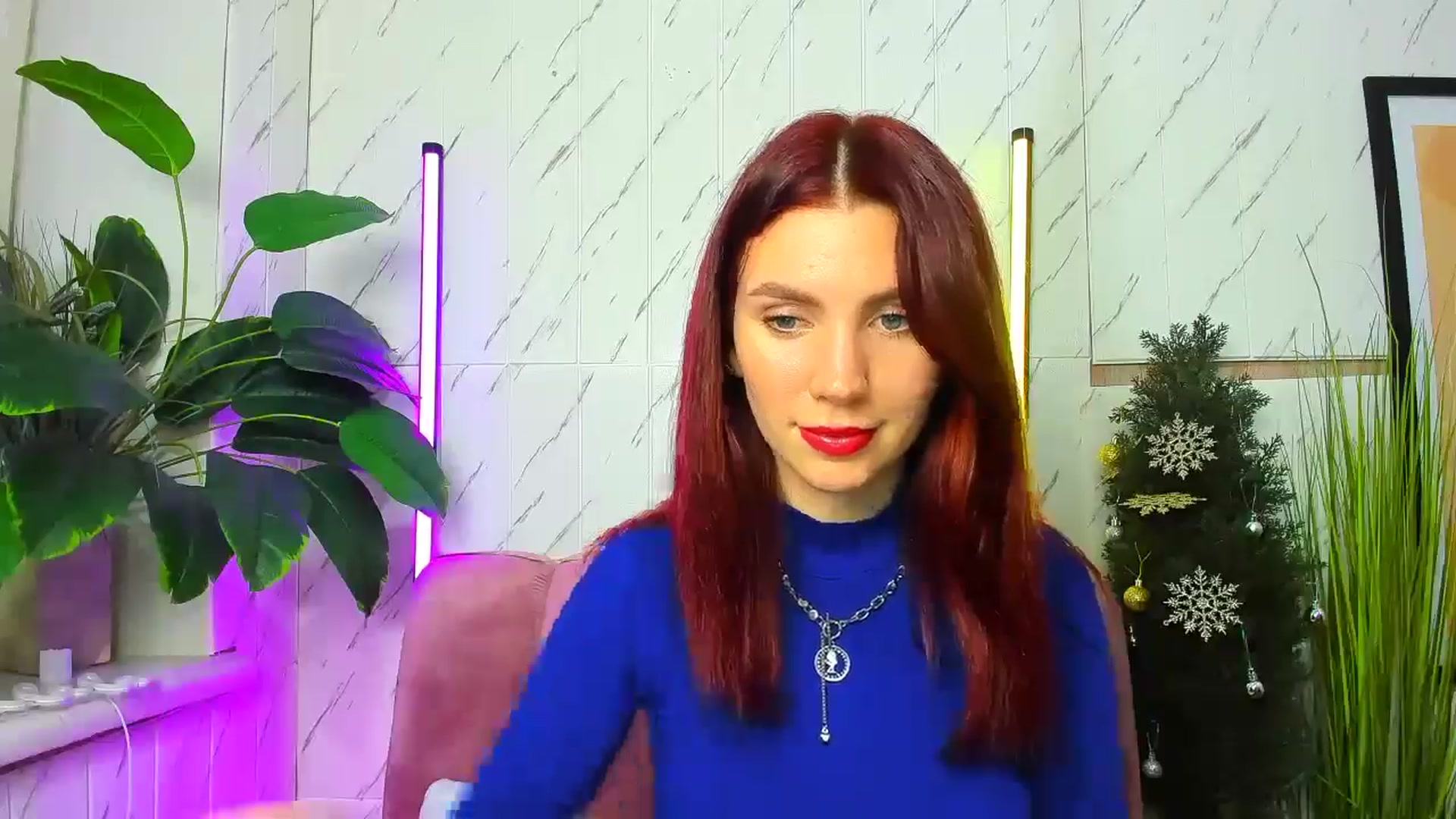 MiaLuxe video thumbnail