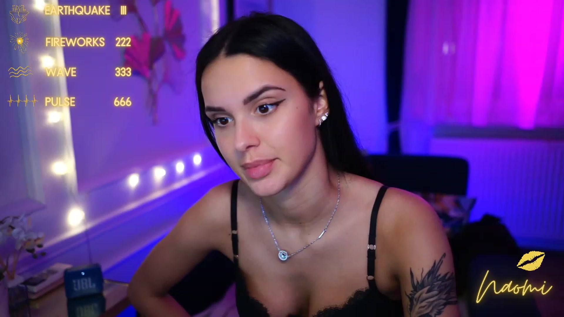 cinnabellee video thumbnail
