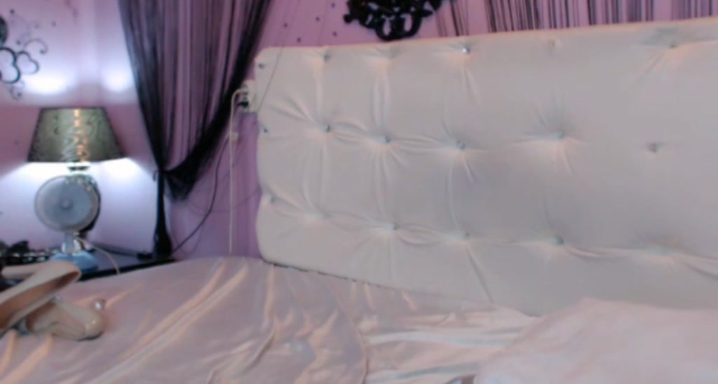 CleoBee video thumbnail