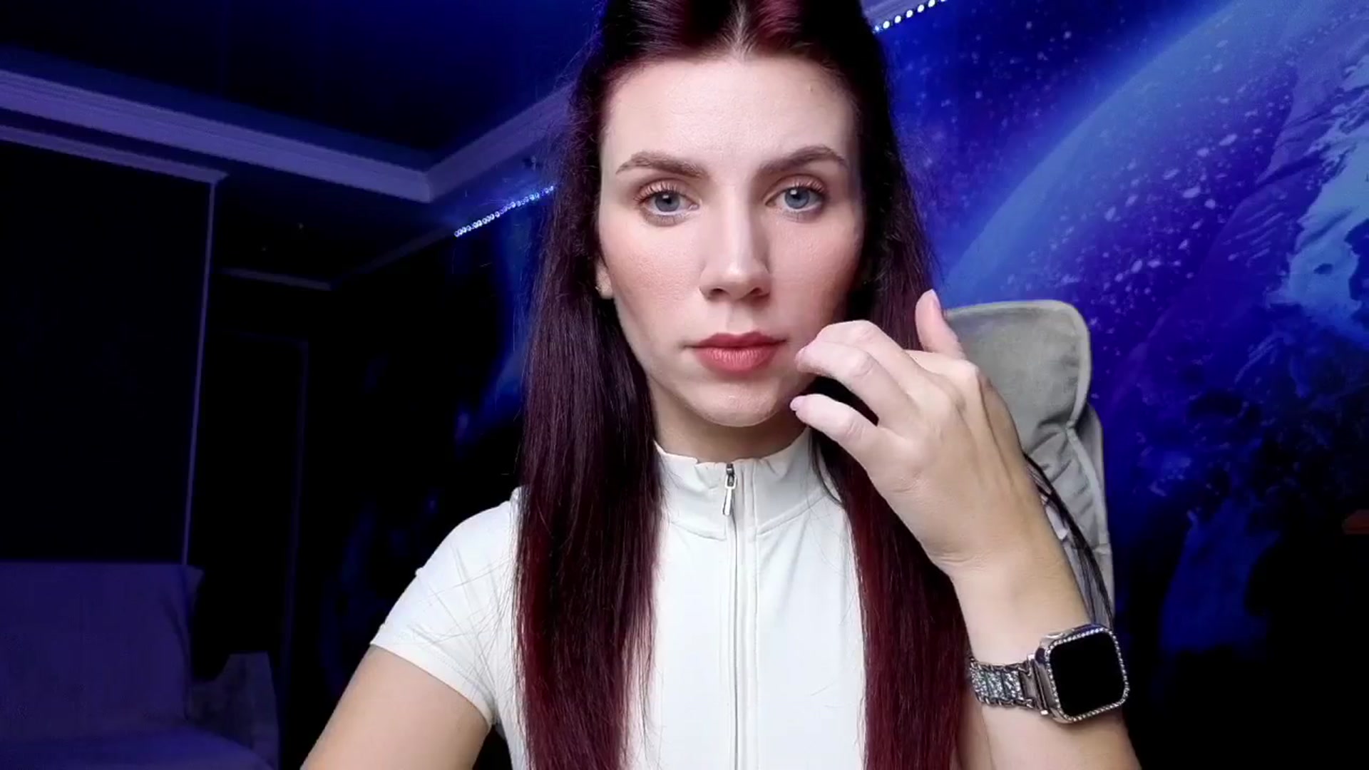 MiaLuxe video thumbnail