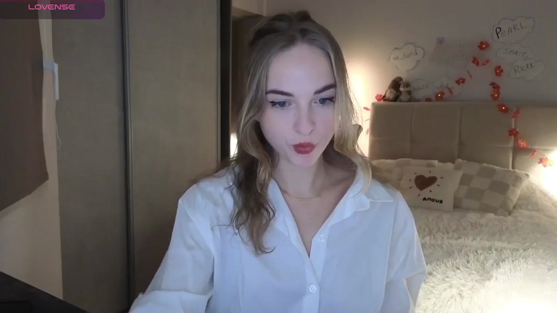 DreamAlianna video thumbnail
