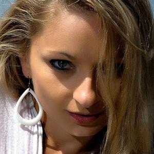 Paulia's Avatar