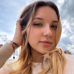 MercedesRobin's Avatar