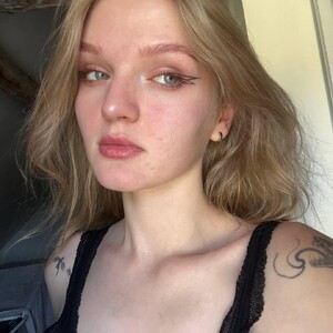 Lovely_Kitten's Avatar