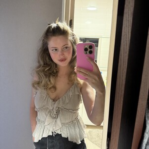 SilkyBella's Avatar