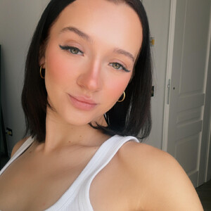 mia_xo's Avatar