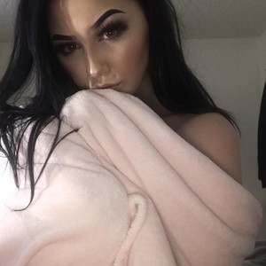 Tayylorniomii's Avatar
