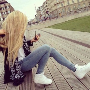 LoveAnna__'s Avatar