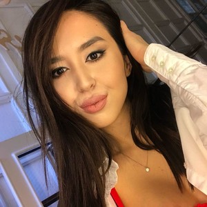 EshliSun's Avatar