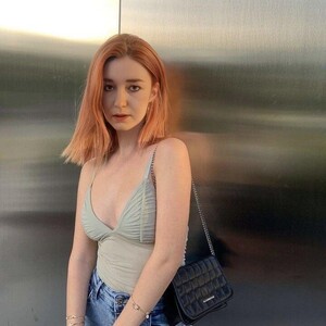 MollyMoore's Avatar