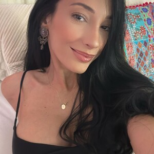 Luna_Mia's Avatar