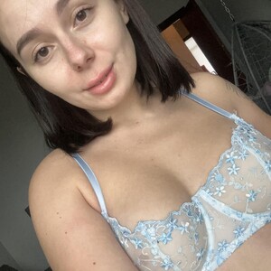 Dina_Bell's Avatar