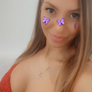 GinaV_18's Avatar