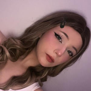 velvetrush's Avatar