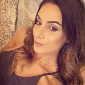 NelyBliss's Avatar