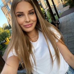 MyrandaMay's Avatar