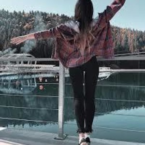 BellaChill's Avatar