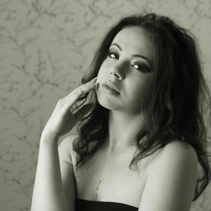 MonicaFoxxy's Avatar