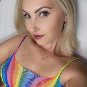 Evelyn's Avatar