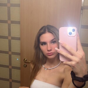 Bella_Babe's Avatar