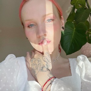 Wendy_Mooree's Avatar