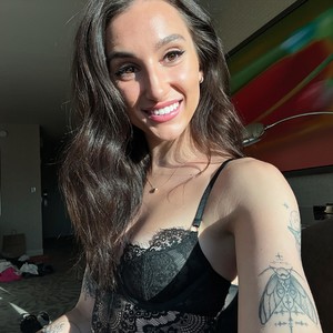 BabyyPhoebe's Avatar