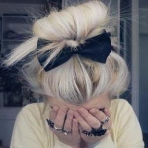 LonellyGirl's Avatar