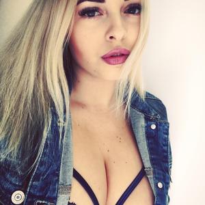 Miss_Adriana's Avatar