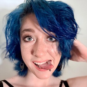 Xbecomingblue's Avatar