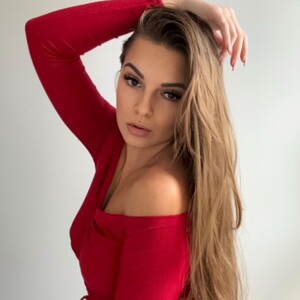 Alecsa_Fox's Avatar