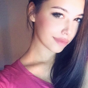 SunnyLeon_'s Avatar