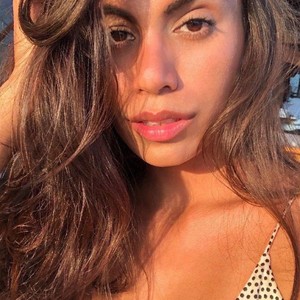 Sheisatease's Avatar