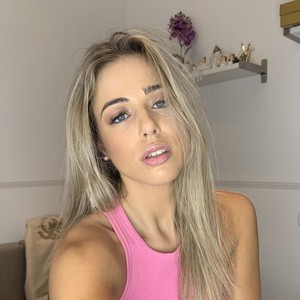 Molly_Grey's Avatar