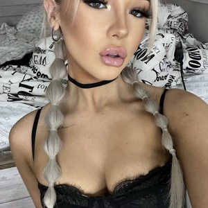 Miaxxmae's Avatar