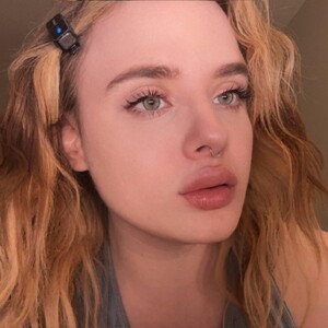 AliceSins1's Avatar