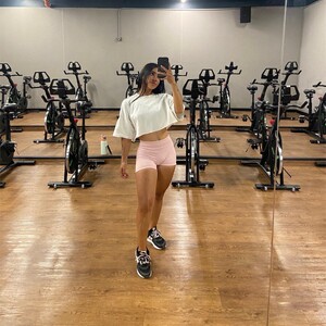 Its_lola's Avatar