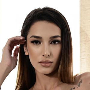 AngelinaYork's Avatar